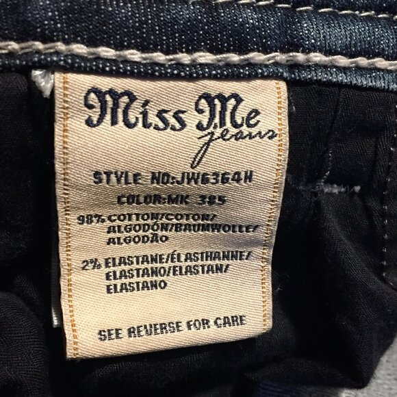 MISS ME EMBROIDERED RAW HEM JEANS SHORTS SIZE 30 - Picture 13 of 14